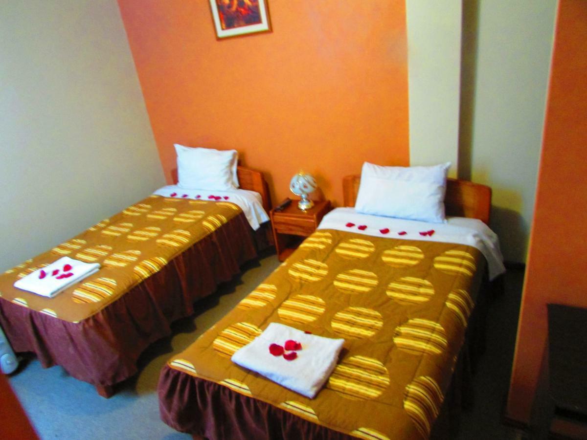 Maya Inn 普诺 外观 照片